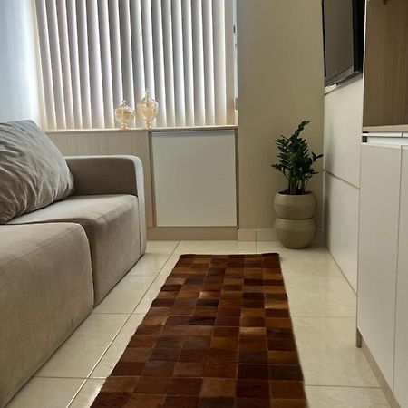 Apartamento No Centro De Curitiba,Bem Localizado E Confortavel Bagian luar foto