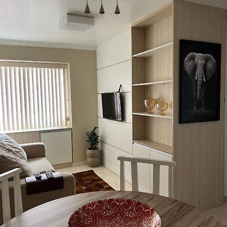 Apartamento No Centro De Curitiba,Bem Localizado E Confortavel Bagian luar foto